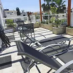 Seaview 2bedroom And Living