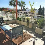 Seaview 2bedroom And Living Pafos