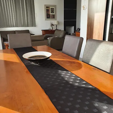 Seaview 2bedroom And Living