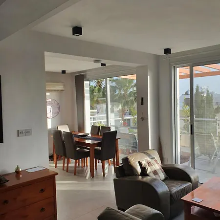 Seaview 2bedroom And Living 아파트