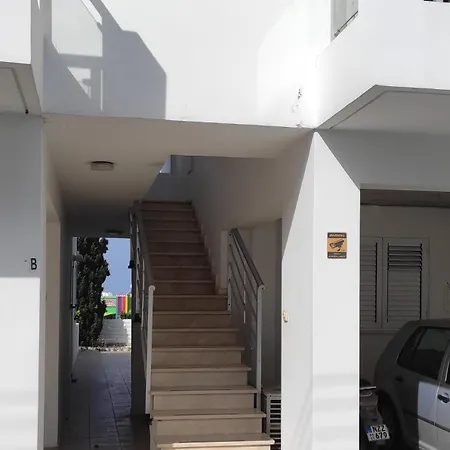 Seaview 2bedroom And Living 아파트 파포스