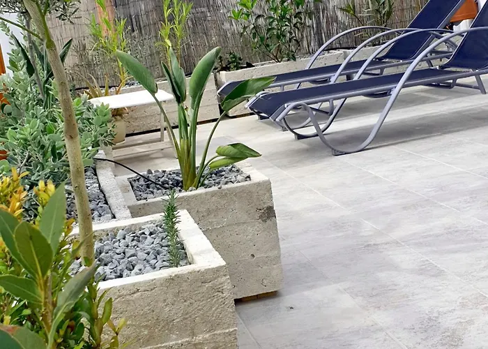 Seaview 2bedroom And Living