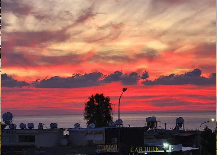 Seaview 2bedroom And Living * Pafos