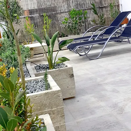 Seaview 2bedroom And Living